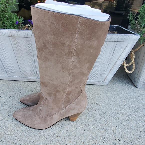Suede leather boots - Picture 2 of 4